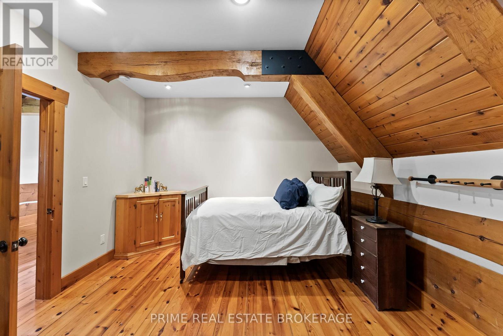 575 Emily Street, St. Marys, ON - Indoor Photo Showing Bedroom