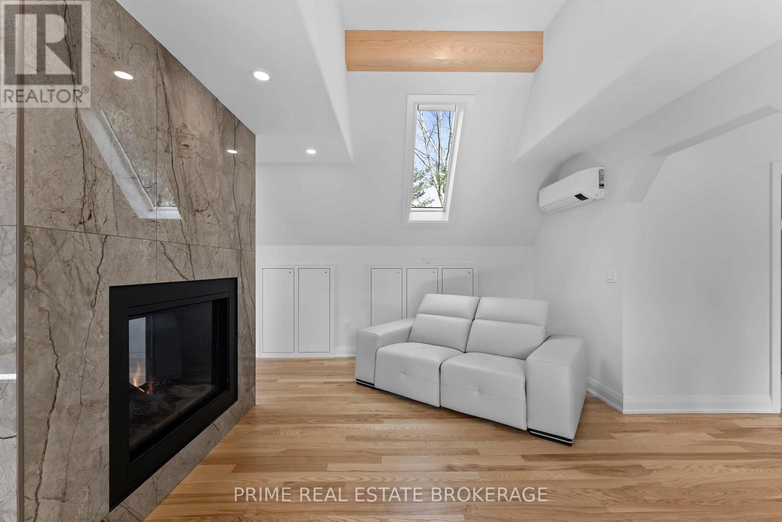 575 Emily Street, St. Marys, ON - Indoor With Fireplace