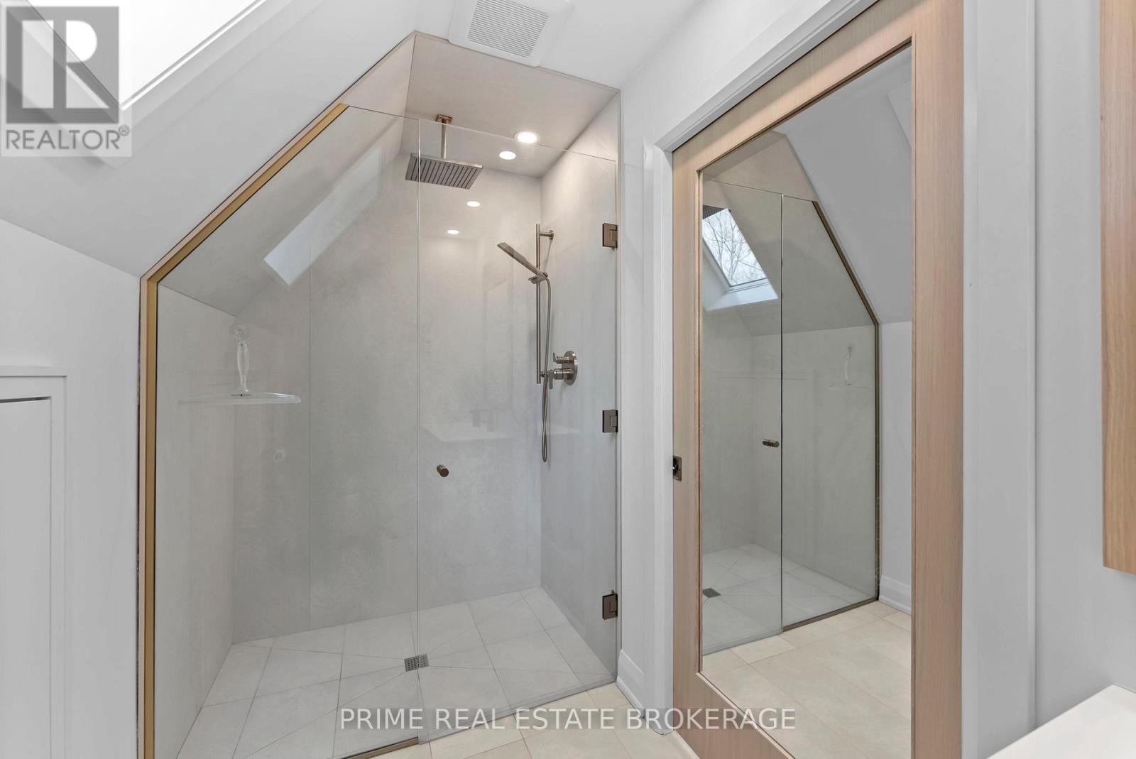 575 Emily Street, St. Marys, ON - Indoor