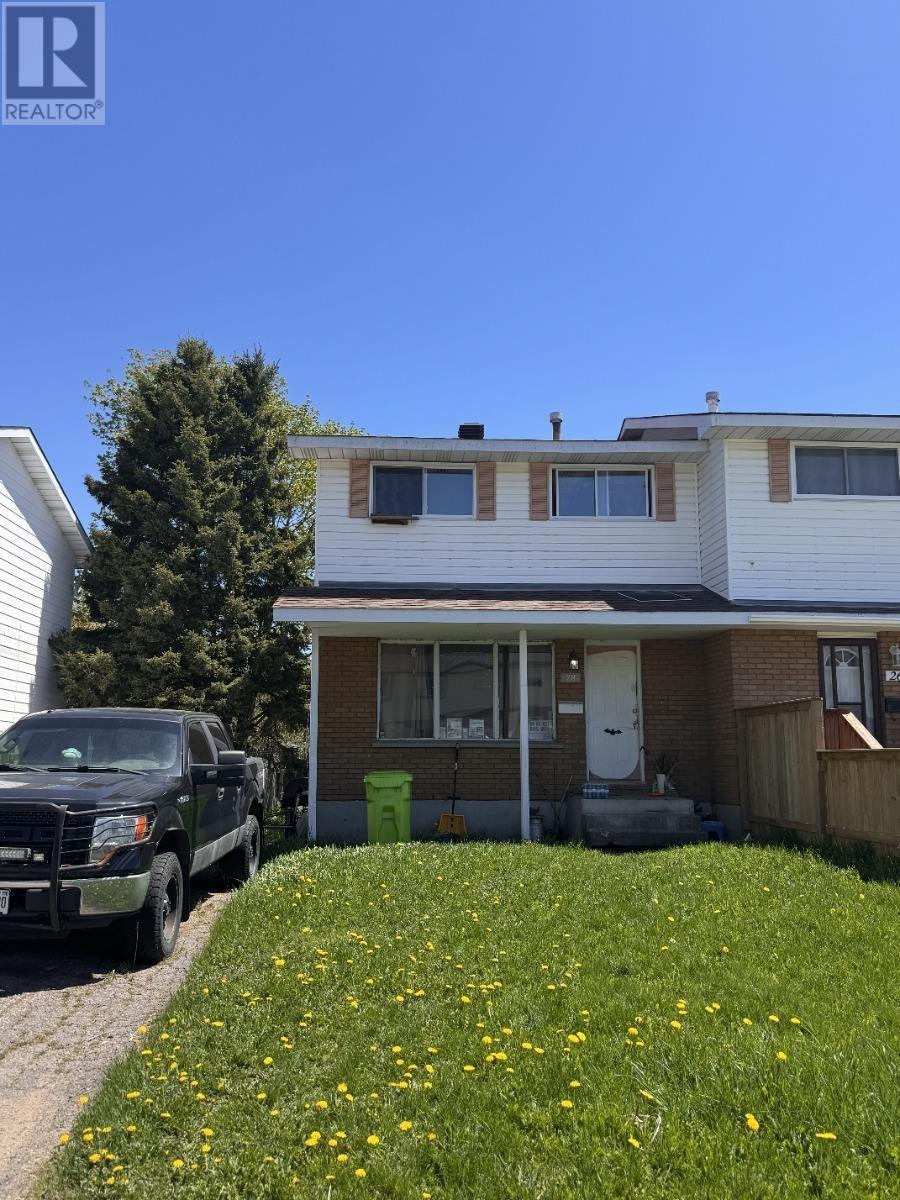 28 Copernicus Dr, Sault Ste. Marie, ON - Outdoor