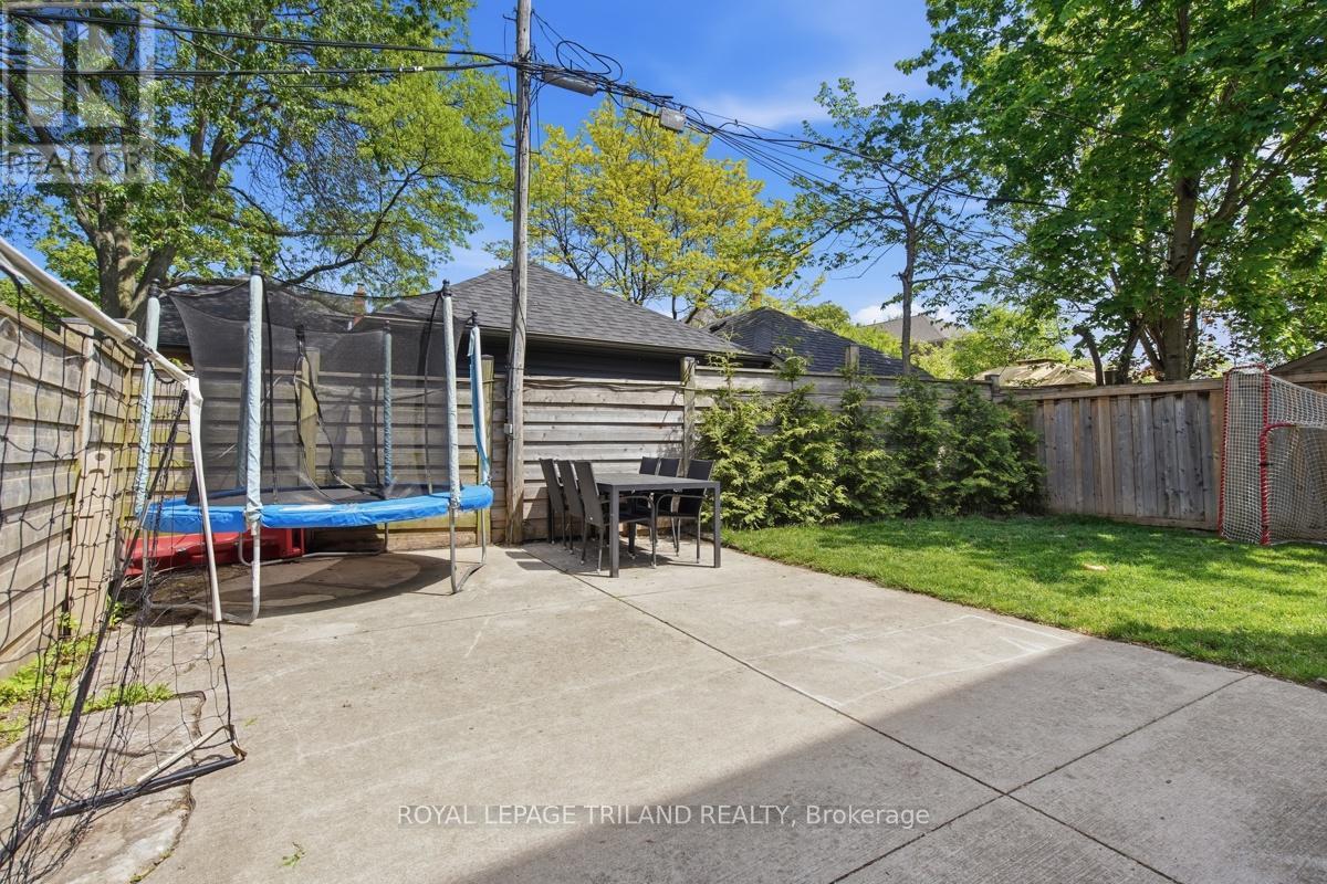 20 Garfield Avenue, London South (South F), ON - Outdoor