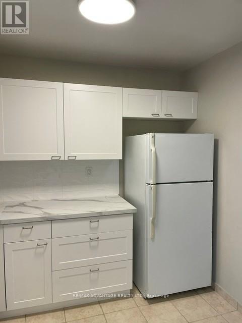1103 - 563 Mornington Avenue, London East (East G), ON - Indoor Photo Showing Kitchen