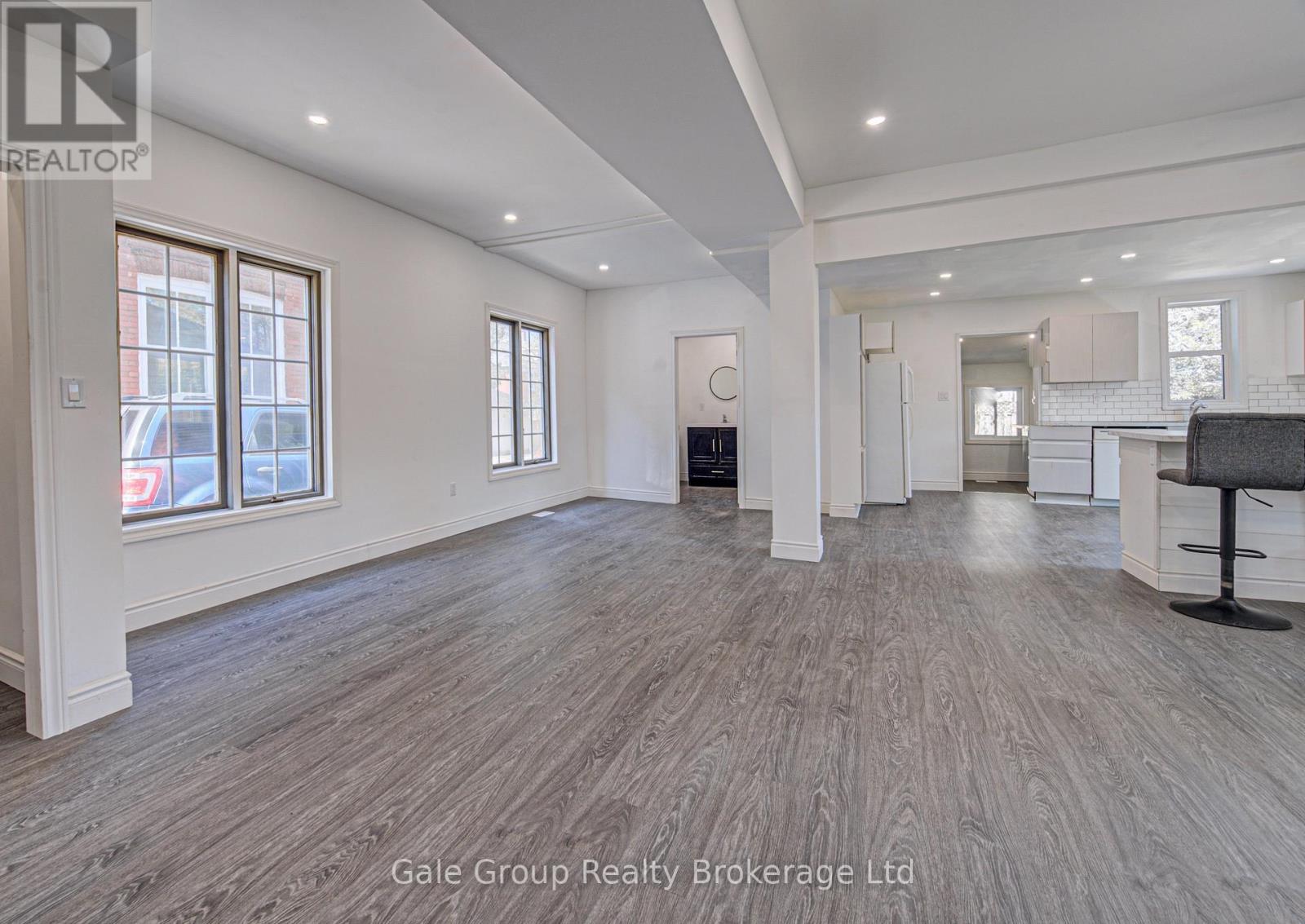 203 Talbot Street S, Norfolk (Simcoe), ON - Indoor Photo Showing Other Room