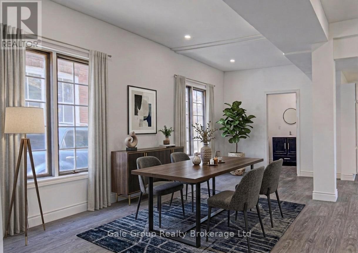 203 Talbot Street S, Norfolk (Simcoe), ON - Indoor Photo Showing Dining Room