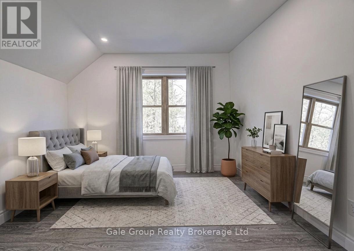 203 Talbot Street S, Norfolk (Simcoe), ON - Indoor Photo Showing Bedroom