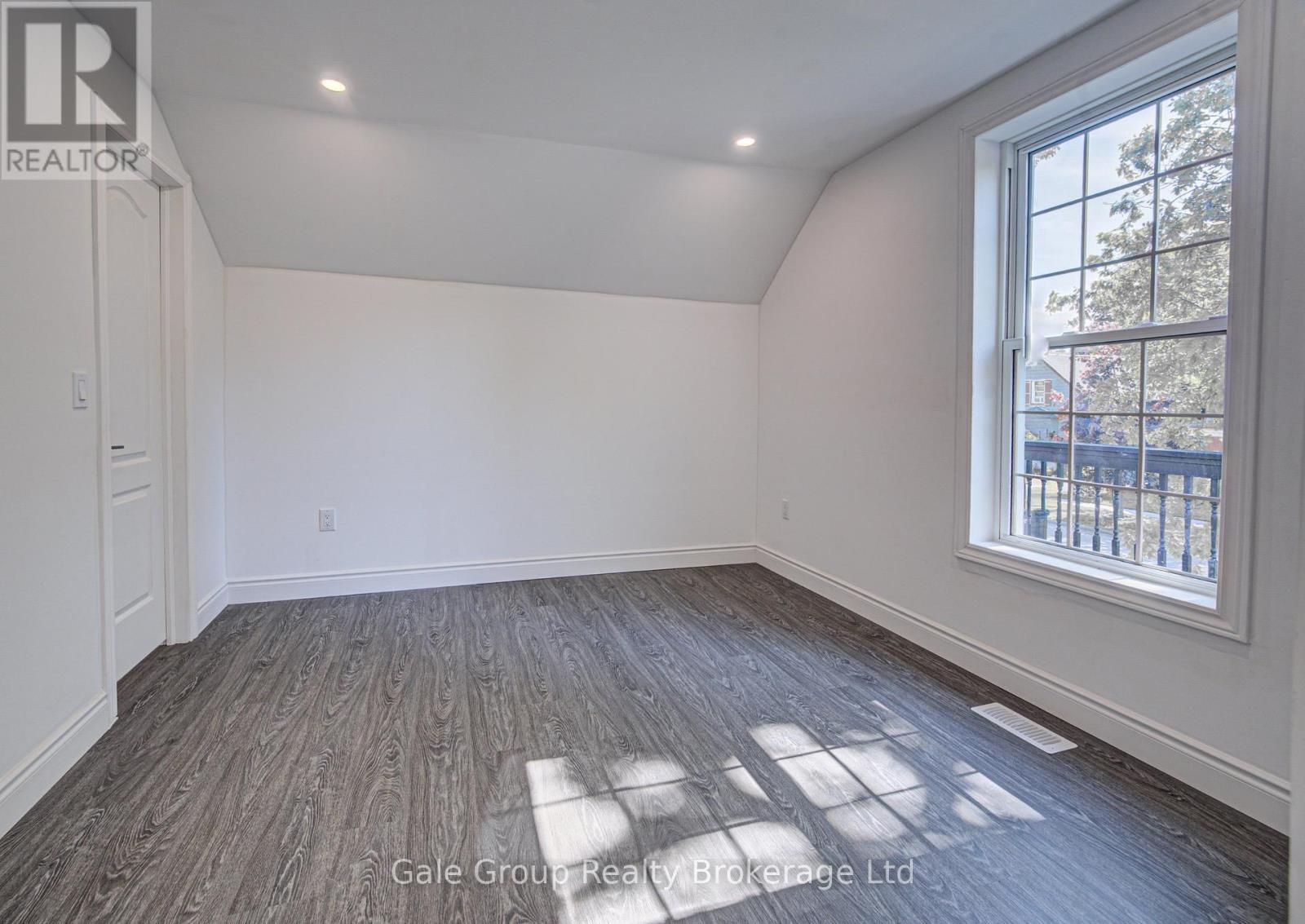 203 Talbot Street S, Norfolk (Simcoe), ON - Indoor Photo Showing Other Room