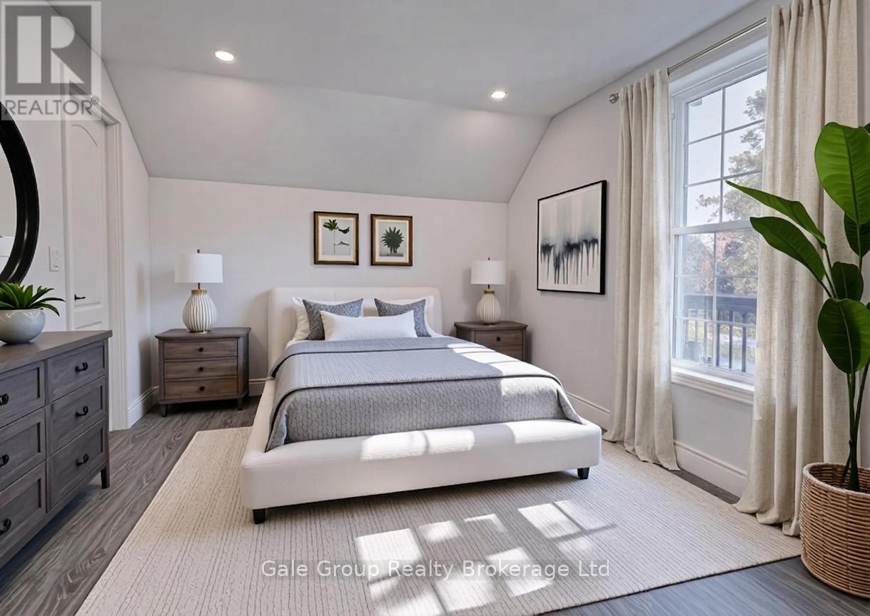 203 Talbot Street S, Norfolk (Simcoe), ON - Indoor Photo Showing Bedroom