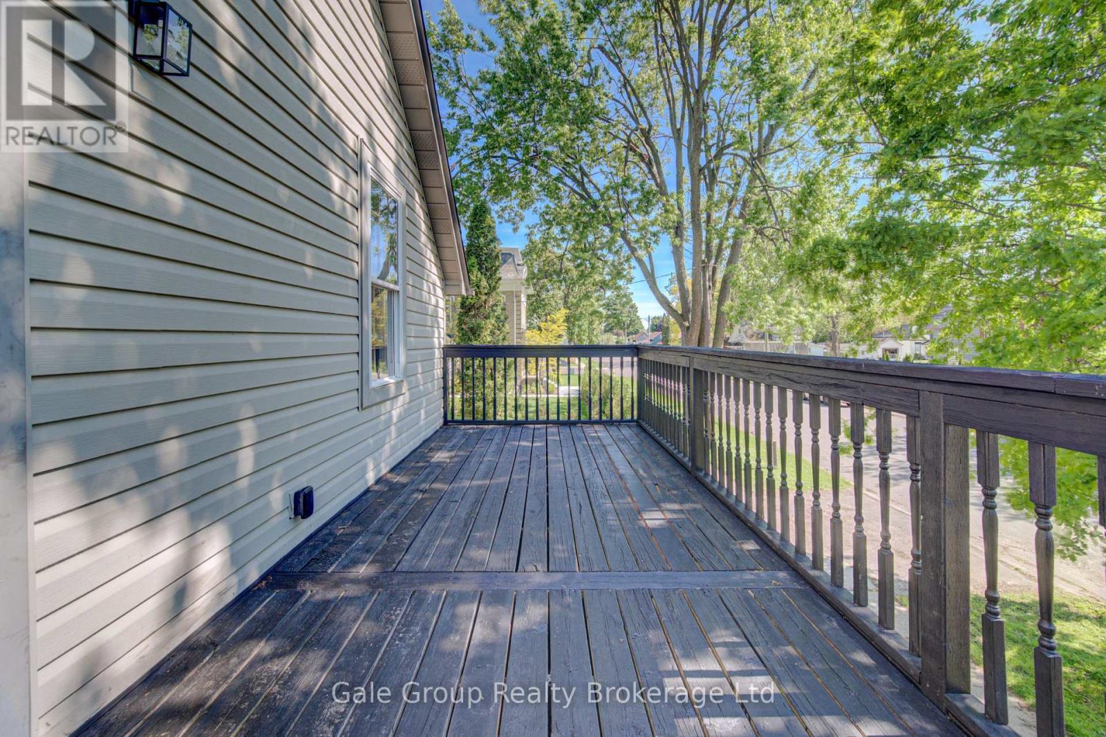 203 Talbot Street S, Norfolk (Simcoe), ON - Outdoor With Exterior