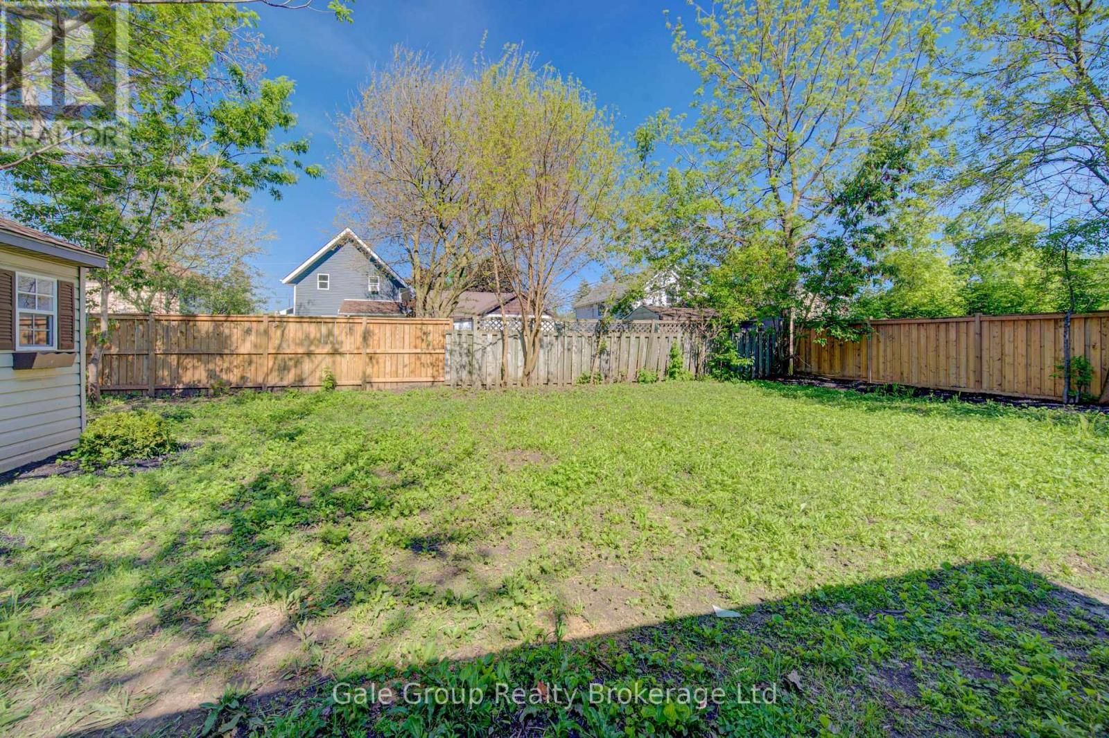 203 Talbot Street S, Norfolk (Simcoe), ON - Outdoor