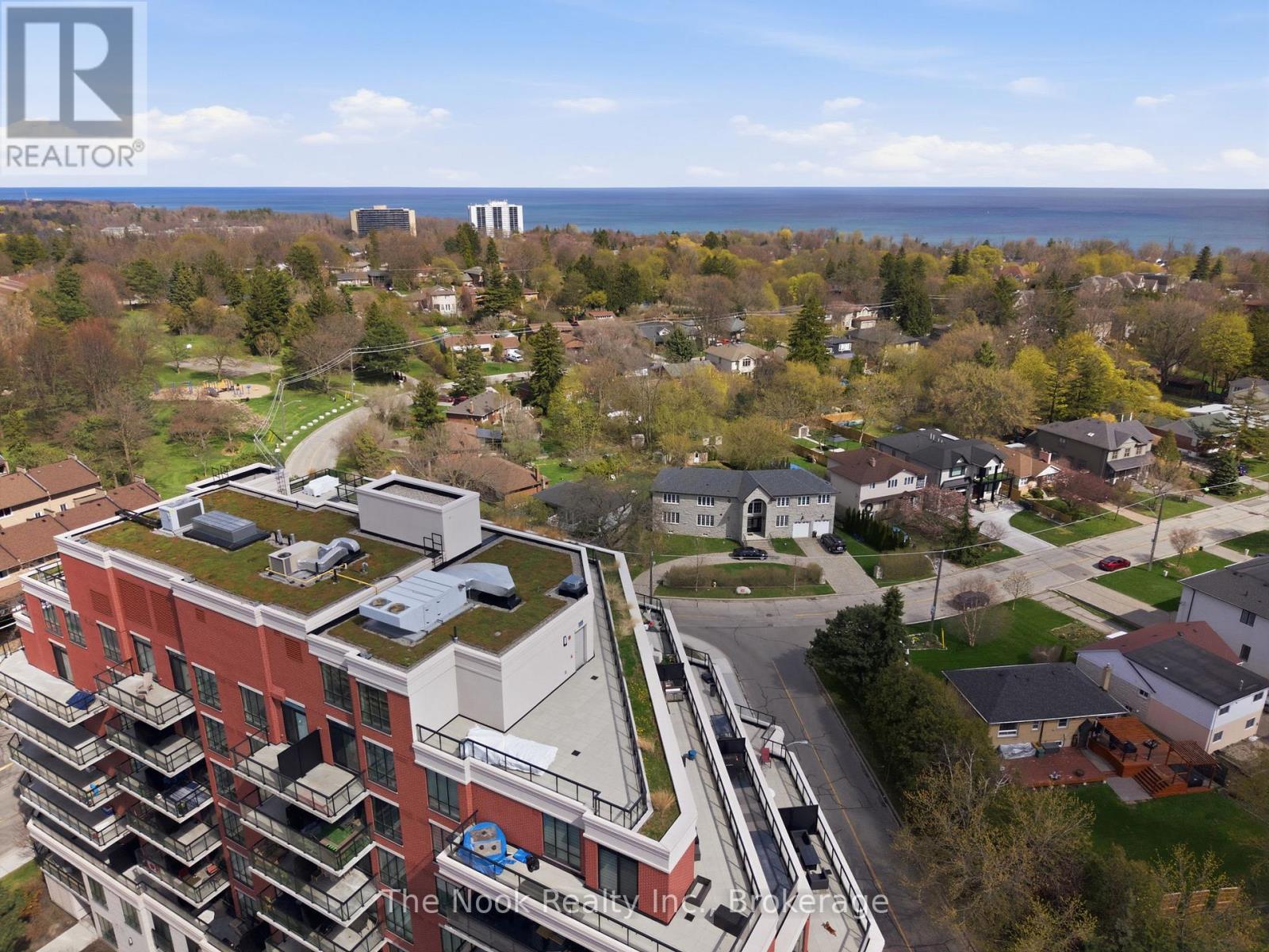 609 - 3655 Kingston Road, Toronto (Scarborough Village), ON - Outdoor With Body Of Water With View