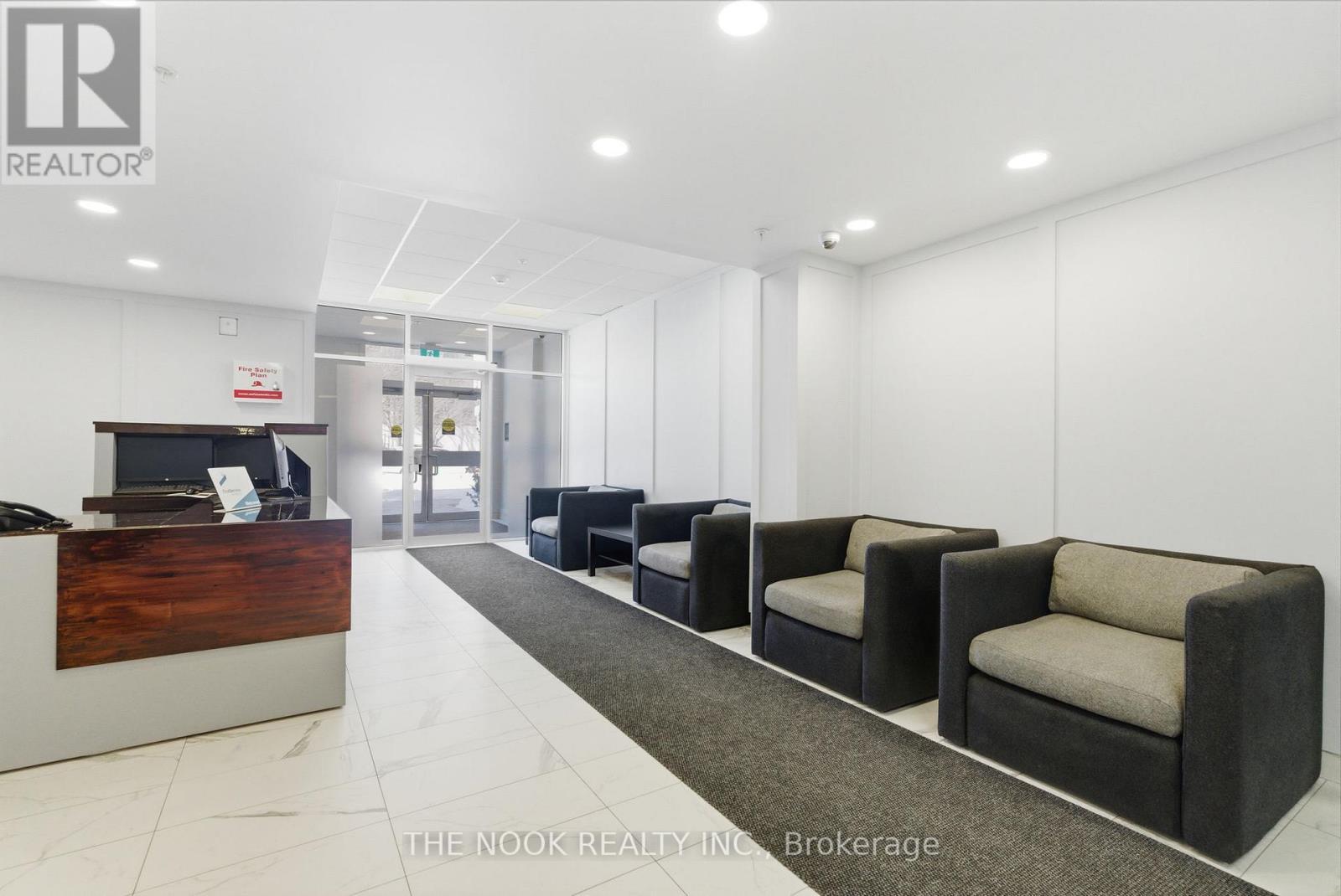 609 - 3655 Kingston Road, Toronto (Scarborough Village), ON - Indoor