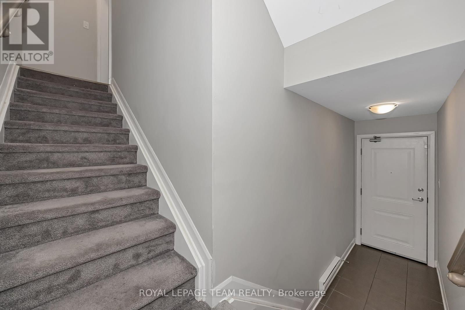 D - 435 Eldorado Private, Ottawa, ON - Indoor Photo Showing Other Room