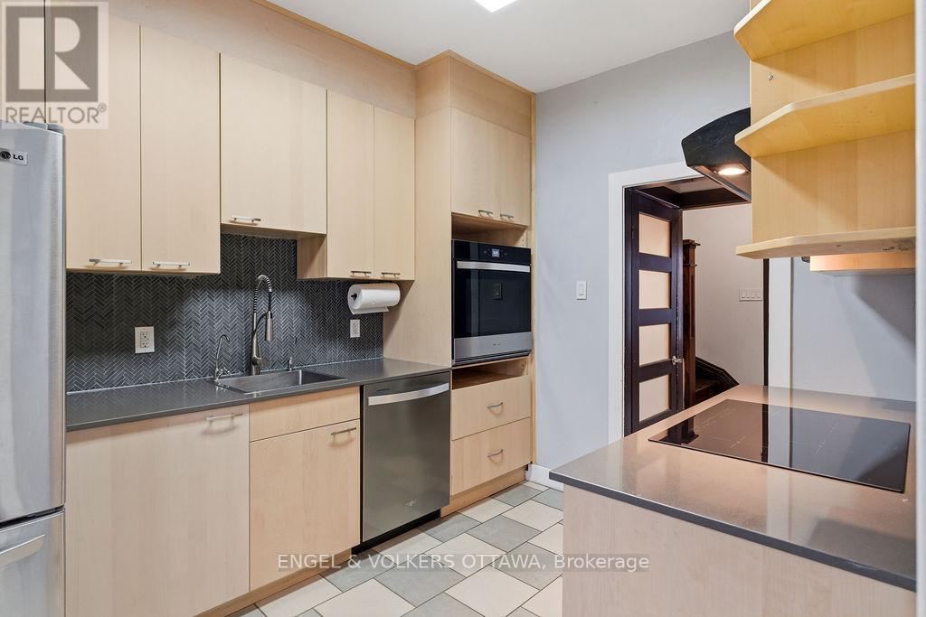 475 Kent Street, Ottawa, ON - Indoor Photo Showing Kitchen