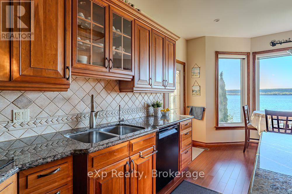 502411 Grey Road 1 Road, Georgian Bluffs, ON - Indoor Photo Showing Kitchen With Double Sink