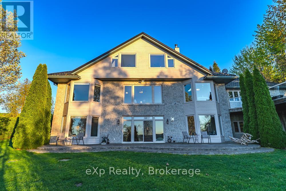 502411 Grey Road 1 Road, Georgian Bluffs, ON - Outdoor