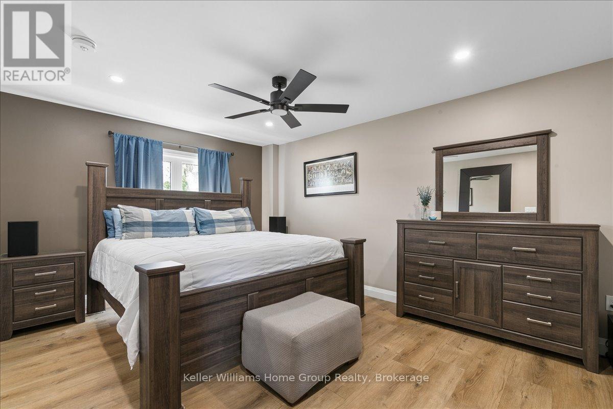 8 Stonefield Drive, Woolwich, ON - Indoor Photo Showing Bedroom
