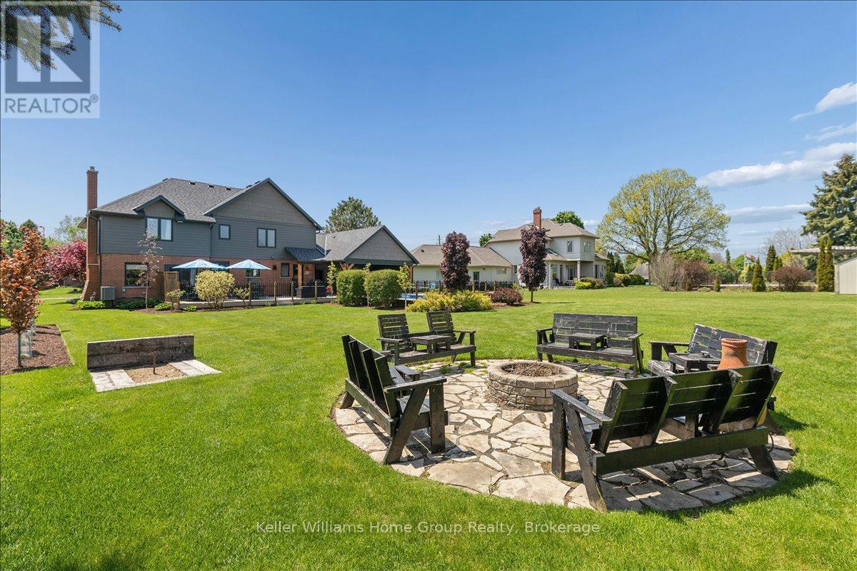 8 Stonefield Drive, Woolwich, ON - Outdoor