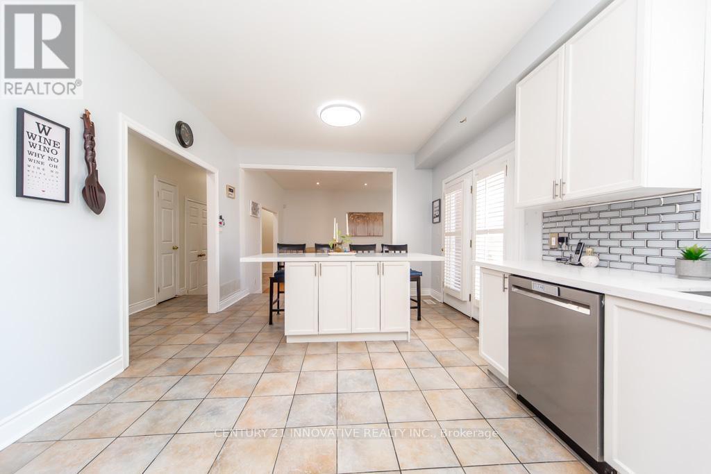 2504 Prestonvale Road, Clarington, ON - Indoor Photo Showing Kitchen