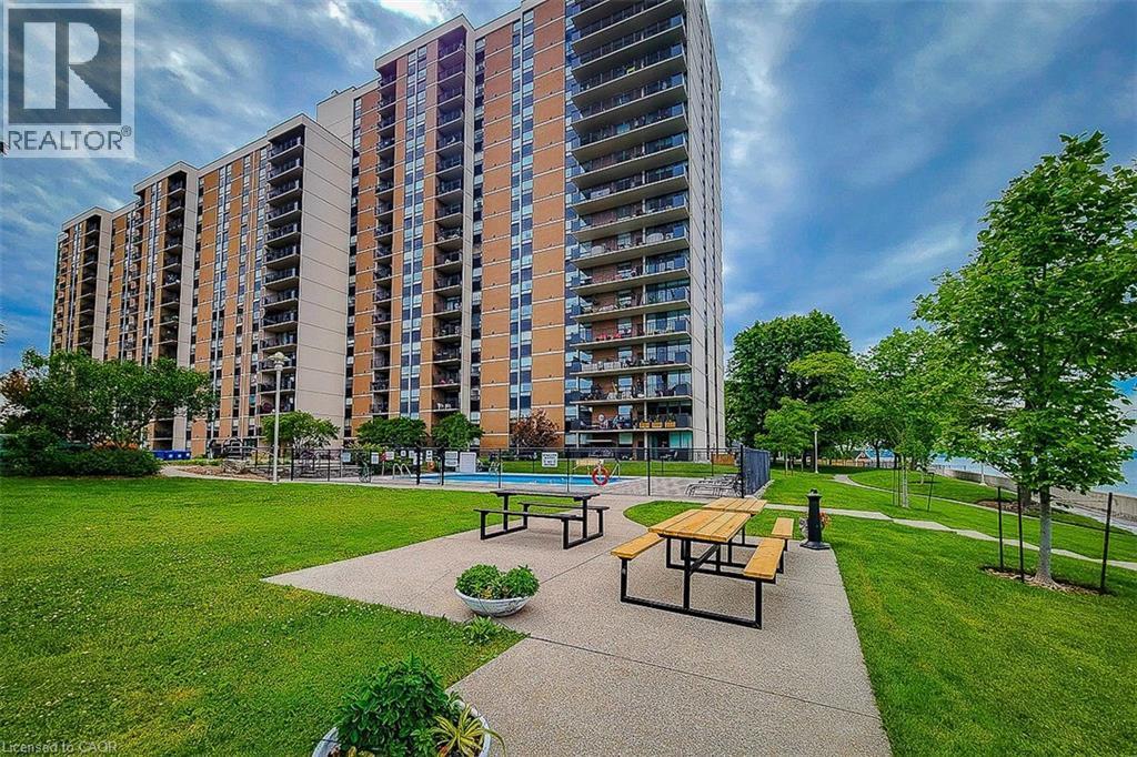 500 Green Road Unit# 901, Stoney Creek, ON - Outdoor With Facade
