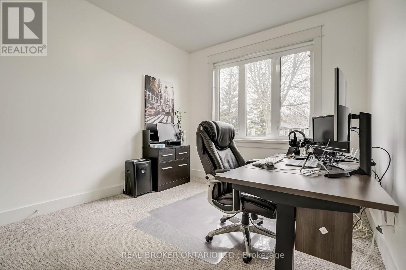 6237 Perth Street, Ottawa, ON - Indoor Photo Showing Office