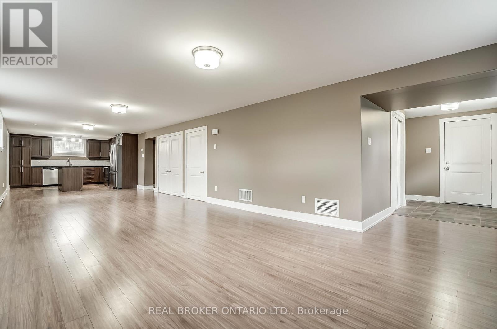 6237 Perth Street, Ottawa, ON - Indoor