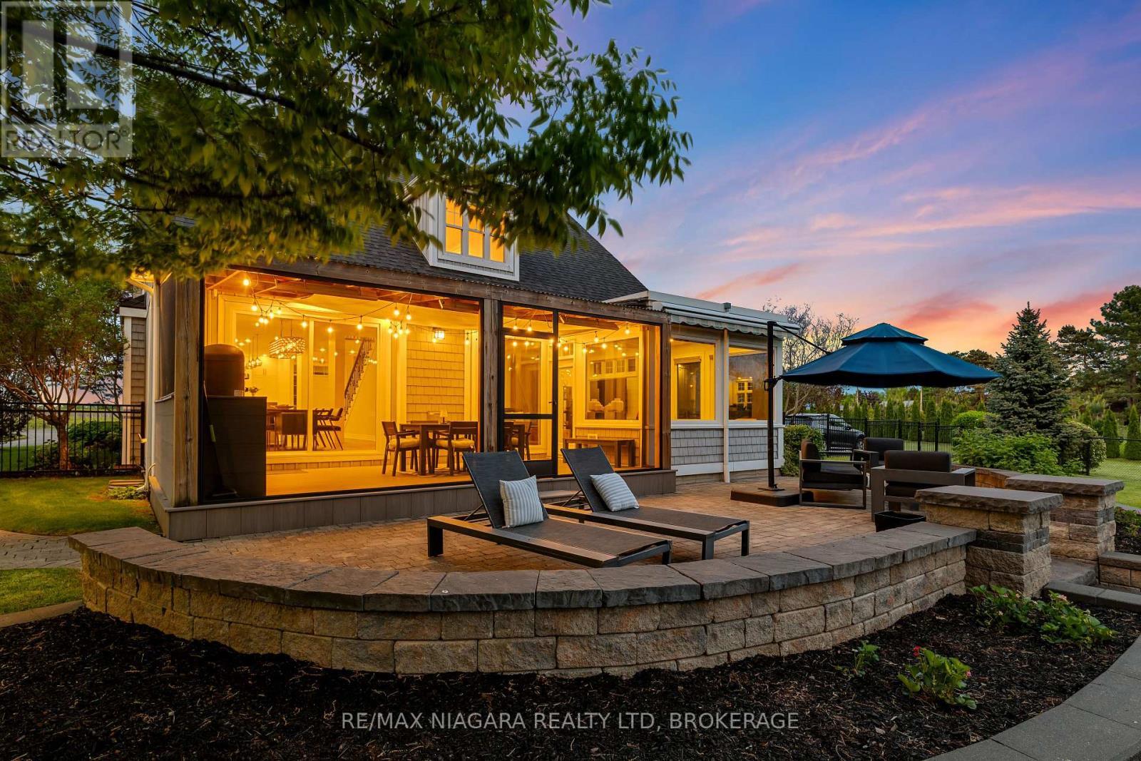 1448 Four Mile Creek Road, Niagara-On-The-Lake (Virgil), ON - Outdoor With Deck Patio Veranda