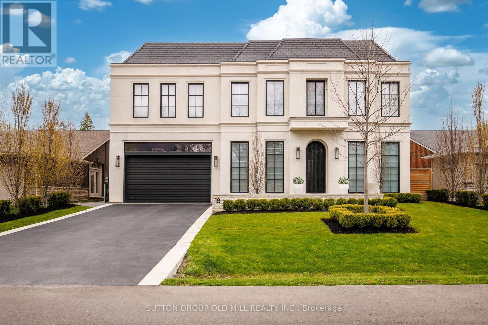 18 Blair Athol Crescent, Toronto, ON - Outdoor With Facade