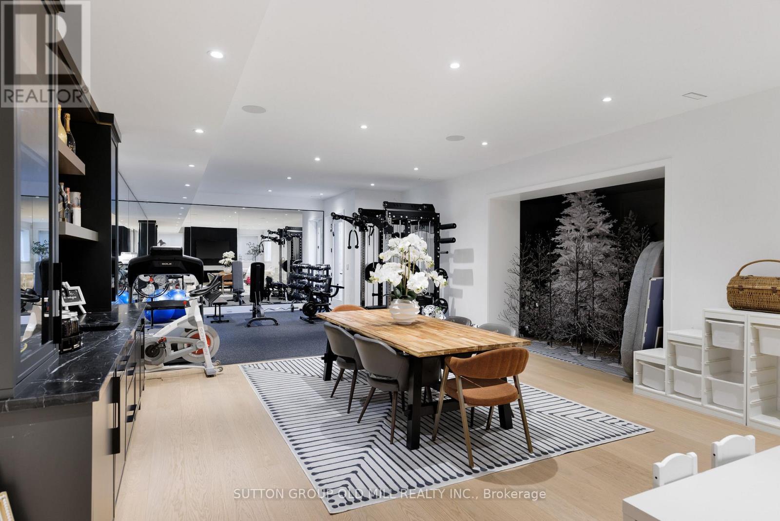 18 Blair Athol Crescent, Toronto, ON - Indoor Photo Showing Gym Room