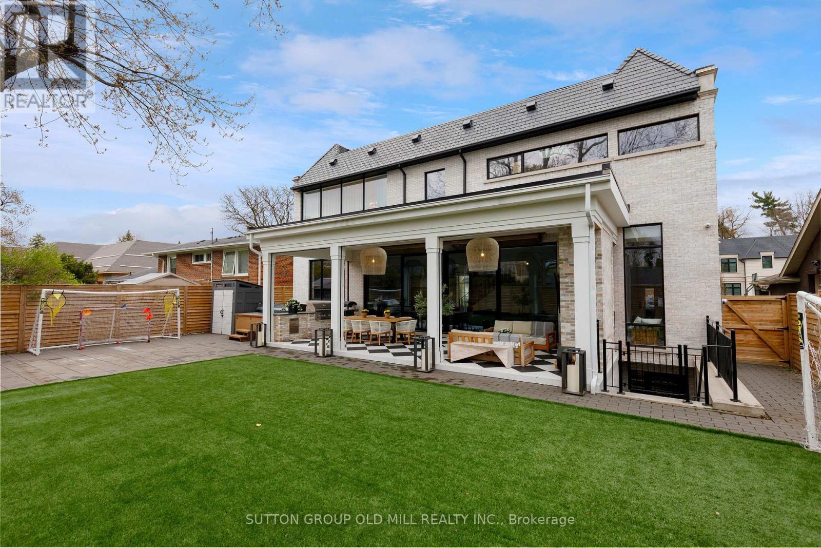 18 Blair Athol Crescent, Toronto, ON - Outdoor With Deck Patio Veranda
