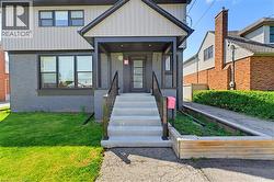 91 FIRST Street N Stoney Creek, ON L8G 1Y2