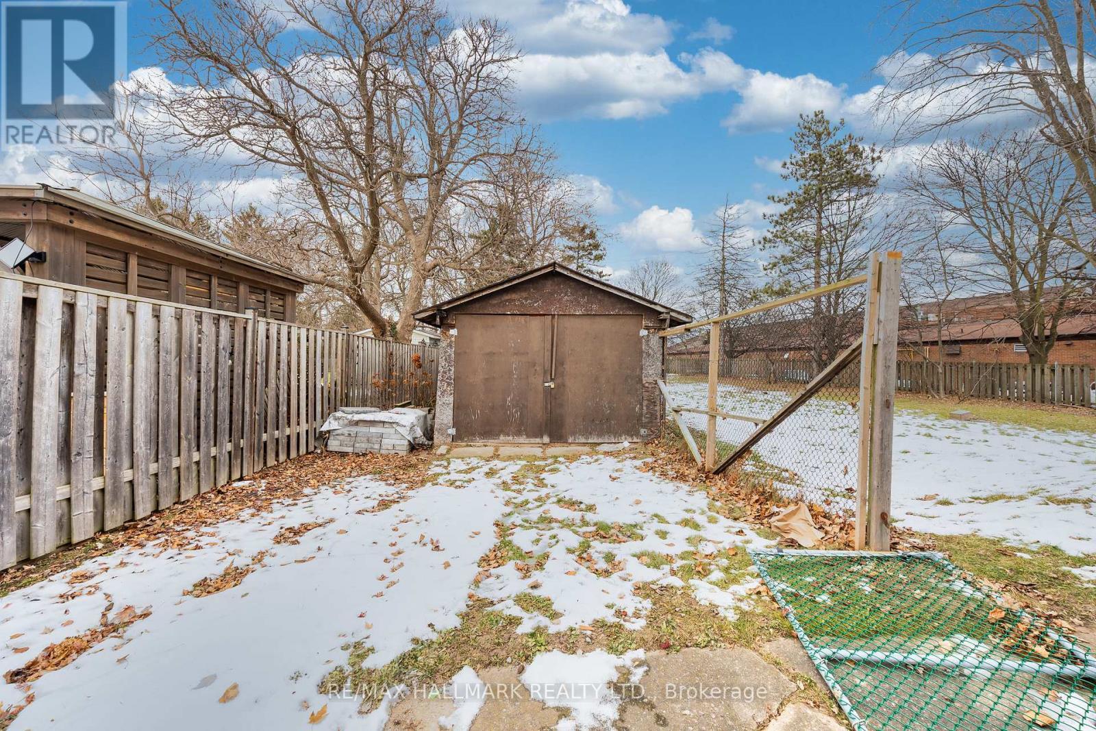 1911 Glenview Road, Pickering, ON - Outdoor