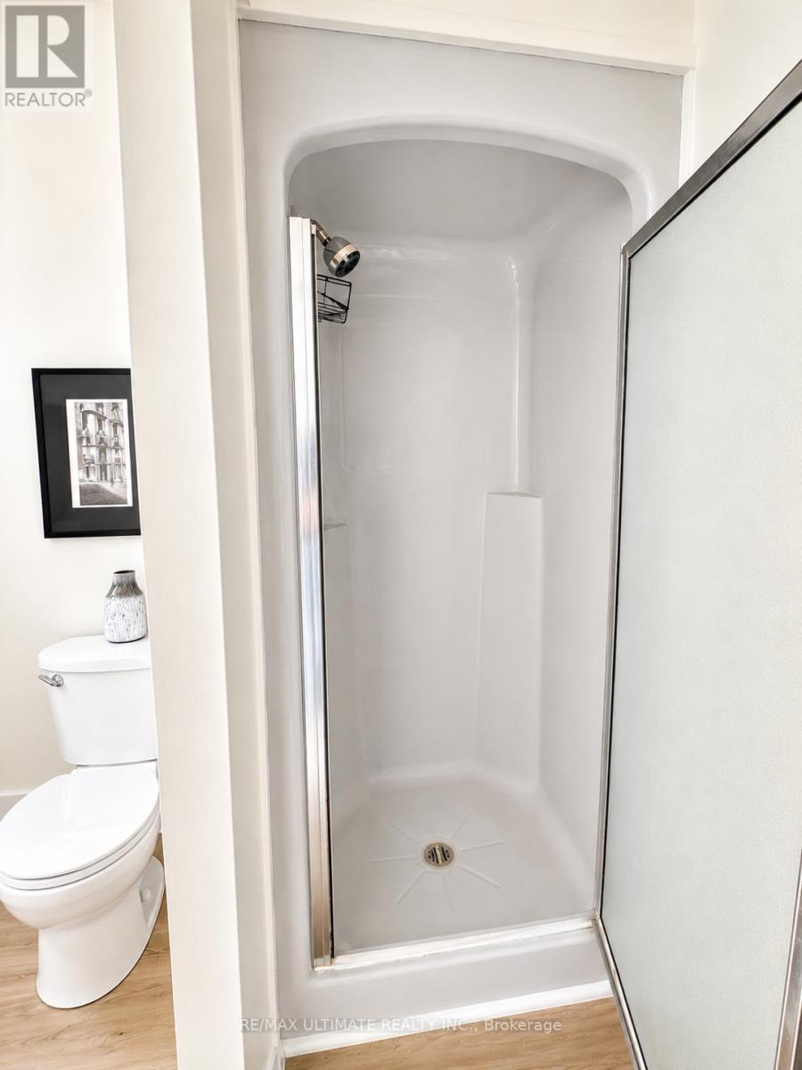 12 Stoney Brook Crescent, St. Catharines, ON - Indoor Photo Showing Bathroom