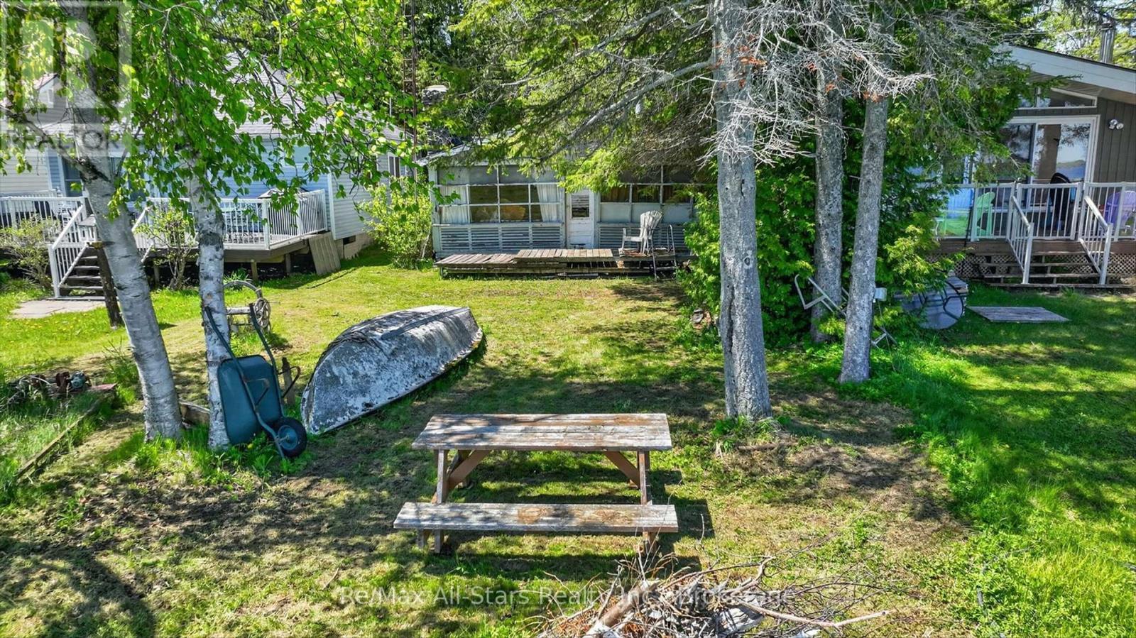 26 Lake Street, Kawartha Lakes (Bexley), ON - Outdoor