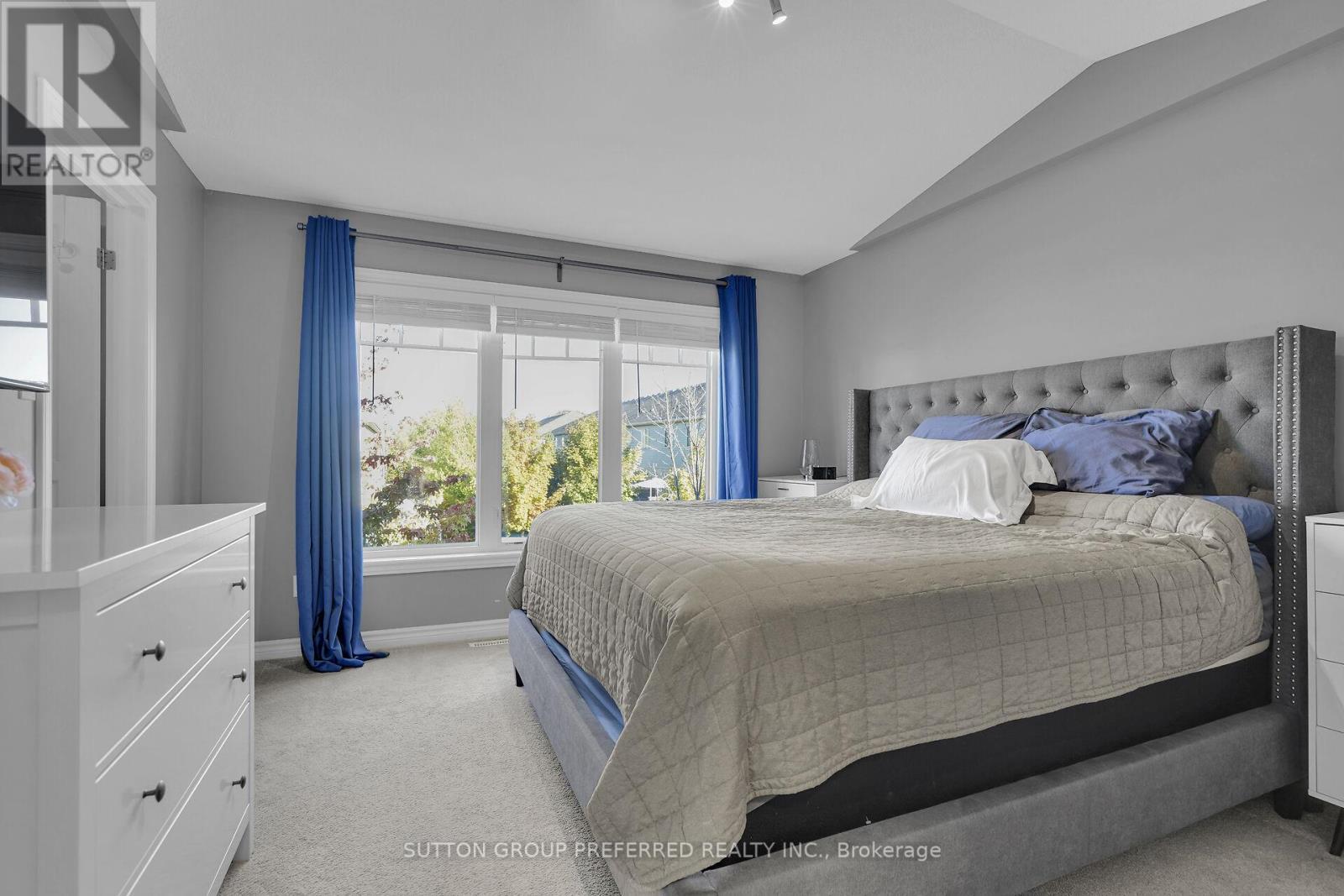 23 - 1924 Cedarhollow Boulevard, London North (North D), ON - Indoor Photo Showing Bedroom
