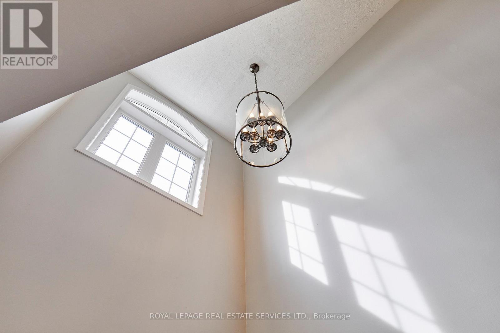 100 Walker Road W, Caledon, ON - Indoor Photo Showing Other Room