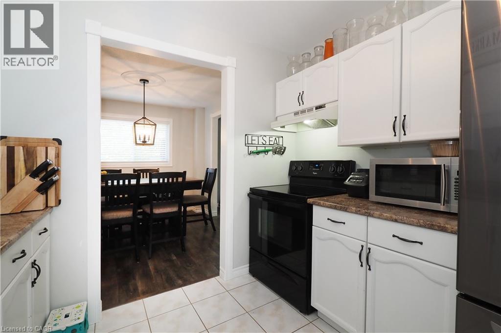Kitchen - 15 Dales Drive, Drayton, ON - Indoor Photo Showing Kitchen