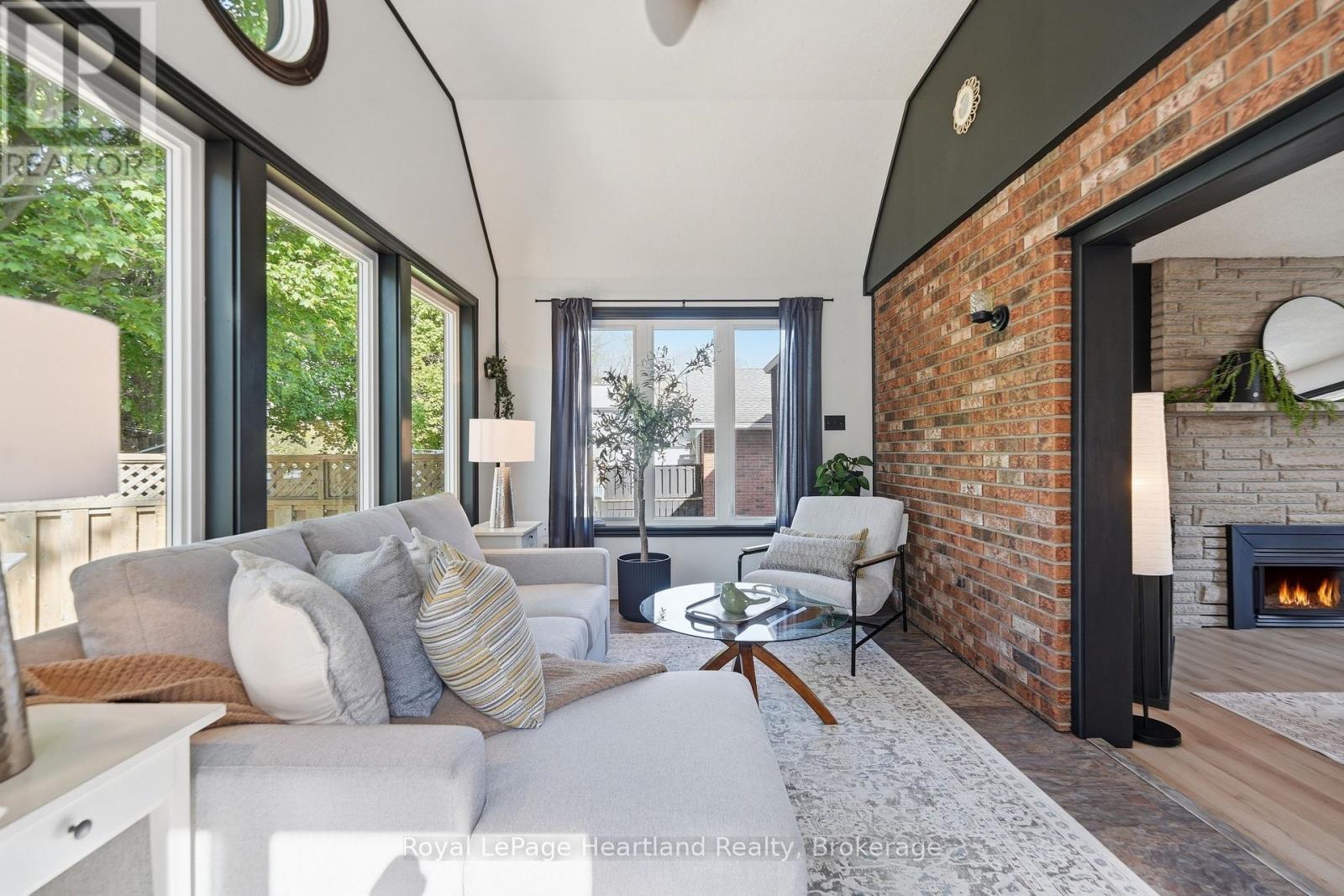 6 Alexander Street, Huron East (Seaforth), ON - Indoor Photo Showing Living Room With Fireplace