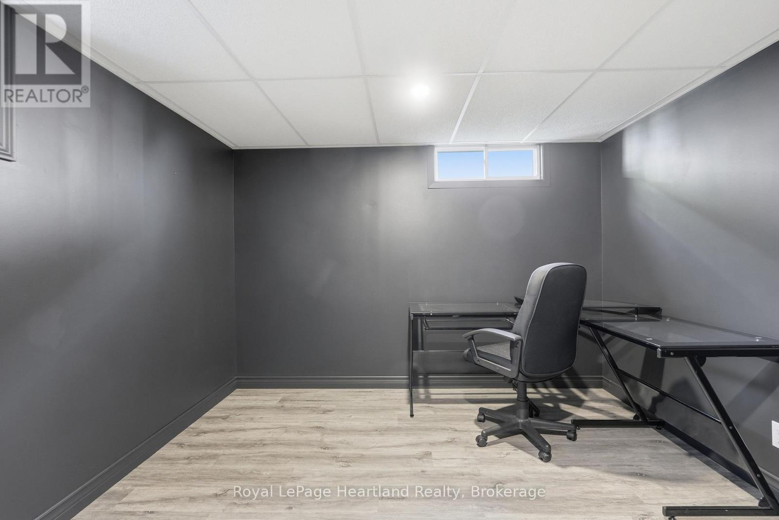 6 Alexander Street, Huron East (Seaforth), ON - Indoor