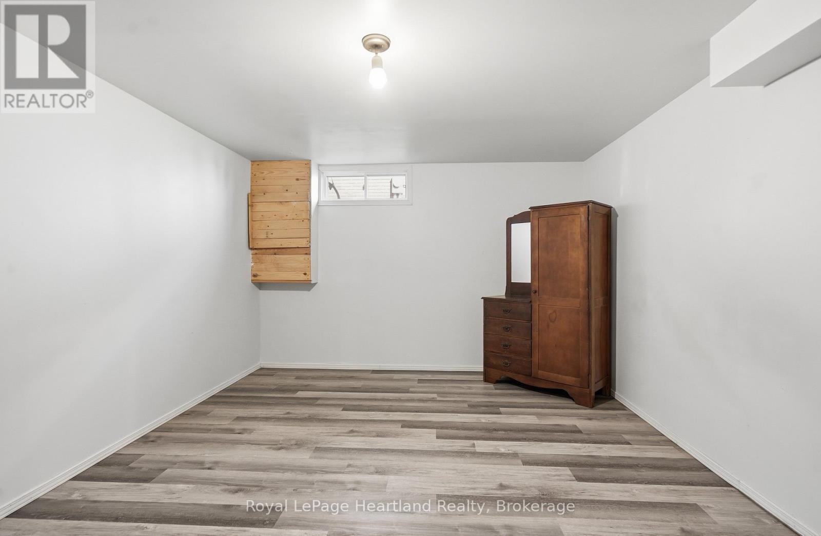 6 Alexander Street, Huron East (Seaforth), ON - Indoor Photo Showing Other Room
