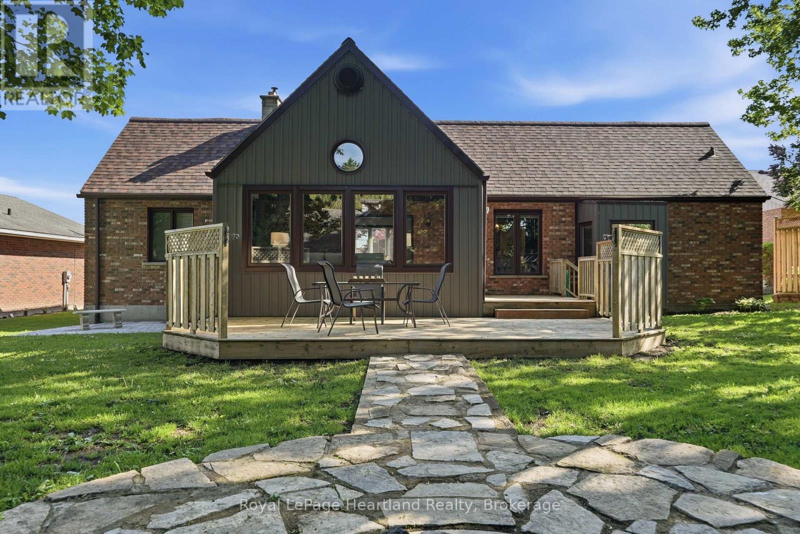 6 Alexander Street, Huron East (Seaforth), ON - Outdoor With Deck Patio Veranda