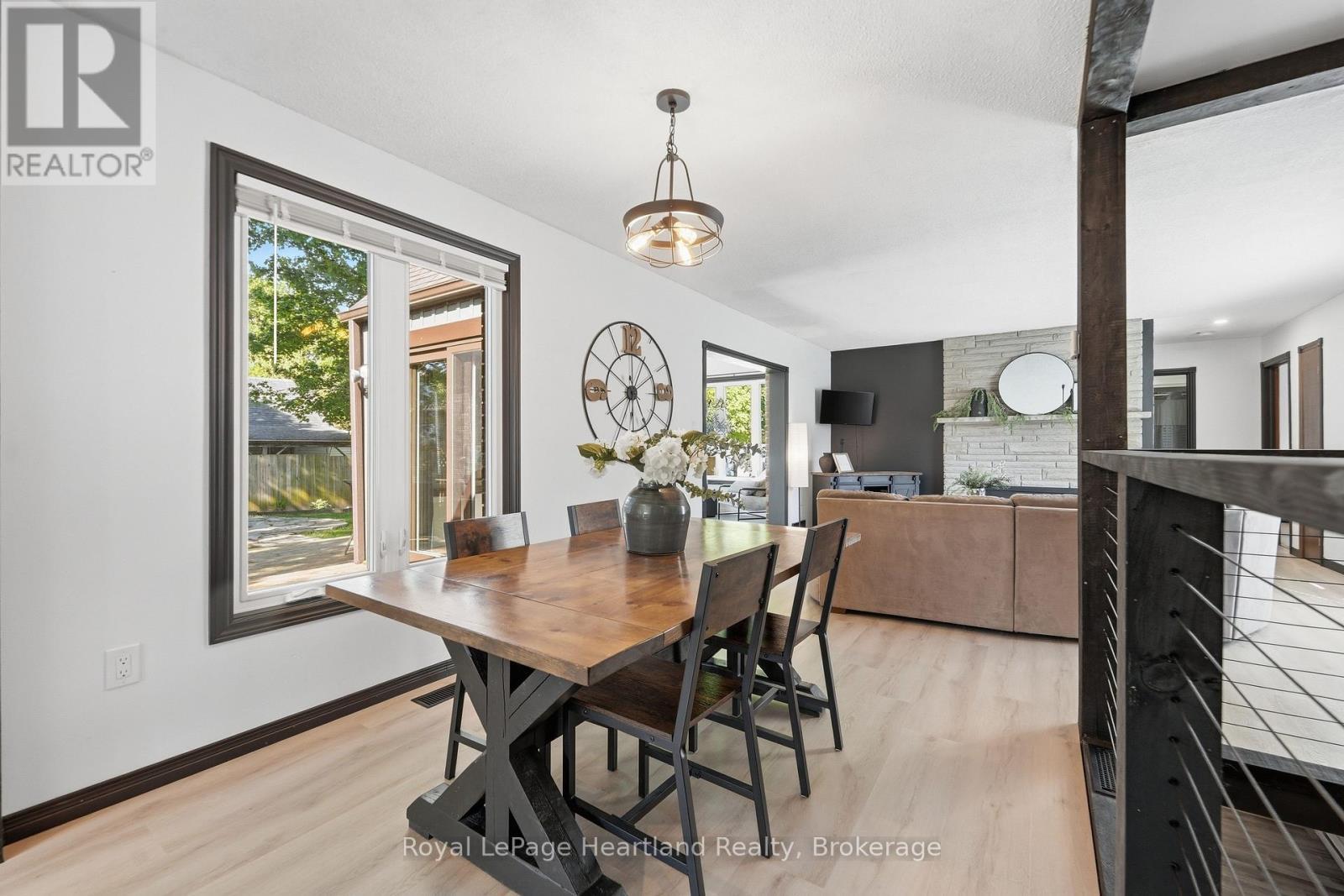 6 Alexander Street, Huron East (Seaforth), ON - Indoor Photo Showing Dining Room