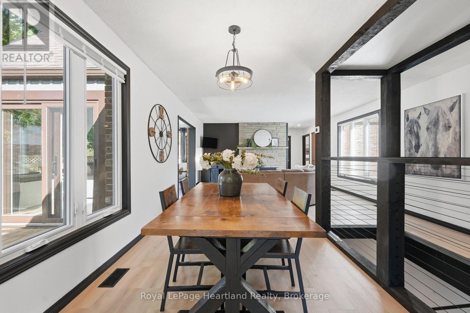 6 Alexander Street, Huron East (Seaforth), ON - Indoor Photo Showing Dining Room