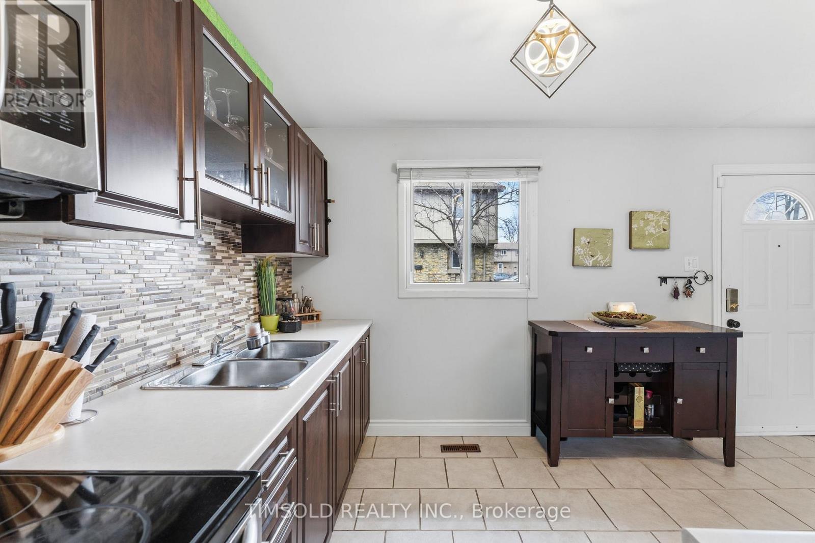 29 - 57 Hansen Road N, Brampton, ON