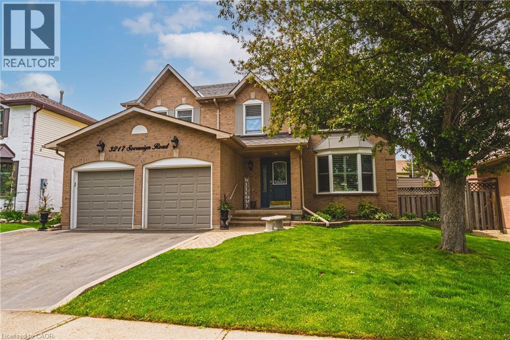 3217 Sovereign Road, Burlington, ON - Outdoor With Facade