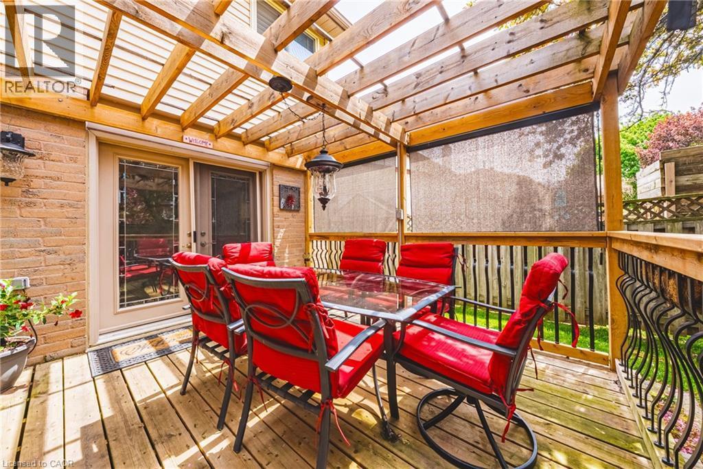 3217 Sovereign Road, Burlington, ON - Outdoor With Deck Patio Veranda