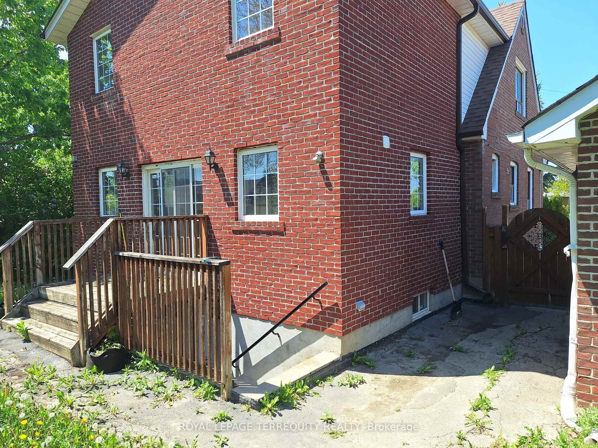 17 Compton Crescent, Toronto, ON - Outdoor With Exterior