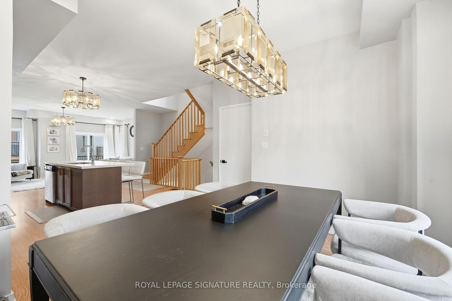 12 Heathrow Lane, Caledon, ON - Indoor