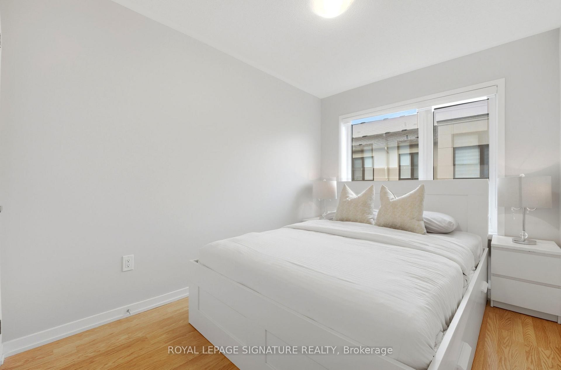 12 Heathrow Lane, Caledon, ON - Indoor Photo Showing Bedroom