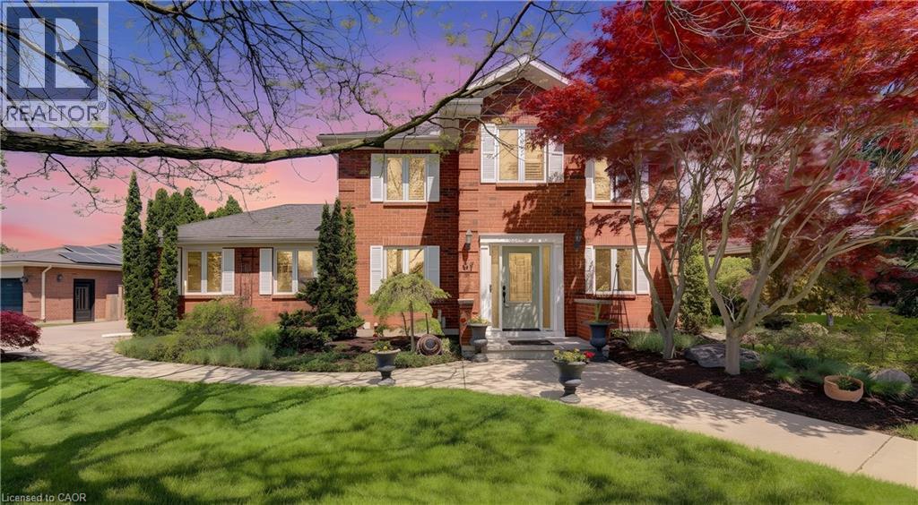 97 Manitoulin Crescent, Kitchener, ON - Outdoor