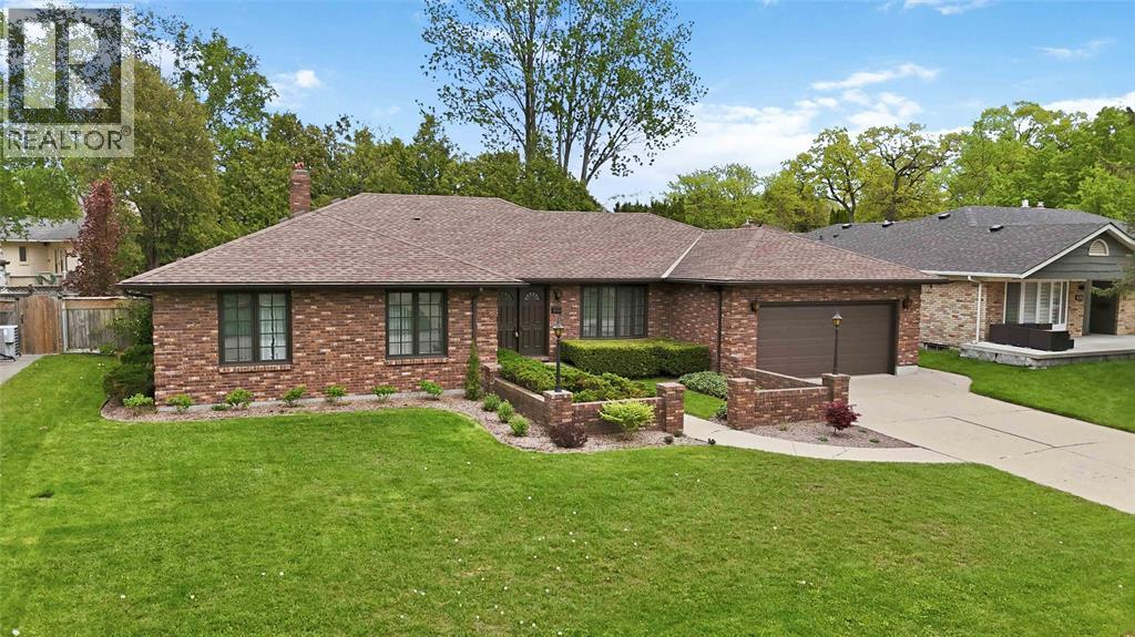 632 Esser Crescent, Sarnia, ON - Outdoor